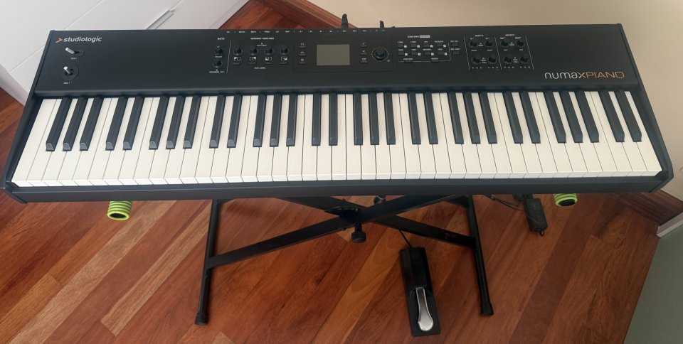 Studiologic Numa X Piano 73 de segunda mano · Foto 1 de 4 · Madrid · 875 €