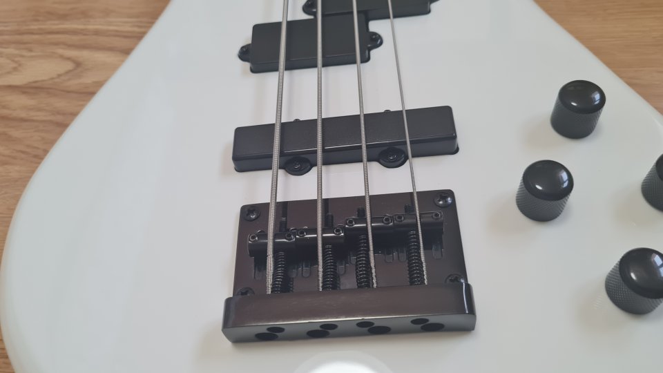 Bajo Spector Perfomer 4 de segunda mano · Foto 5 de 10 · Zamora · 280 €