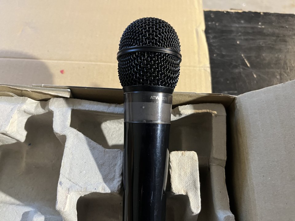 Sistema inalámbrico Audio technica de segunda mano · Foto 7 de 8 · Murcia · 200 €