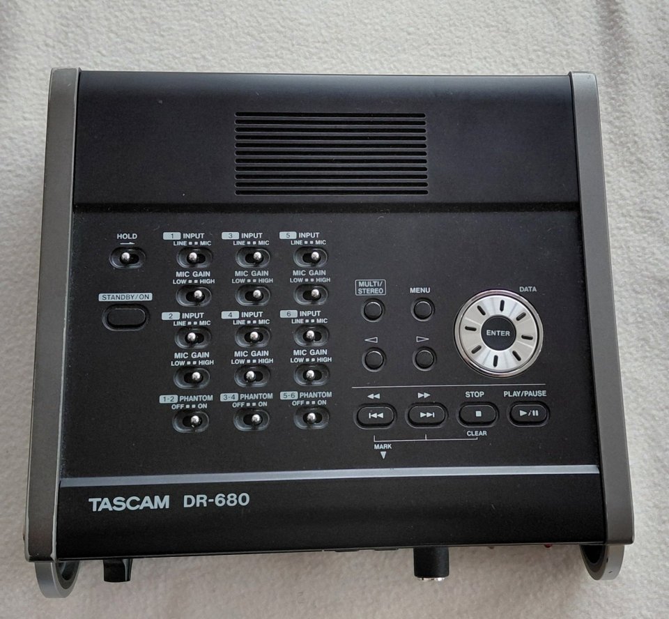 Grabadora Multicanal Tascam DR-680