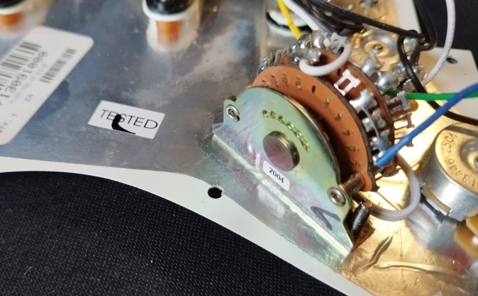 Fender golpeador cargado de segunda mano · Foto 4 de 4 · Bizkaia · 130 €