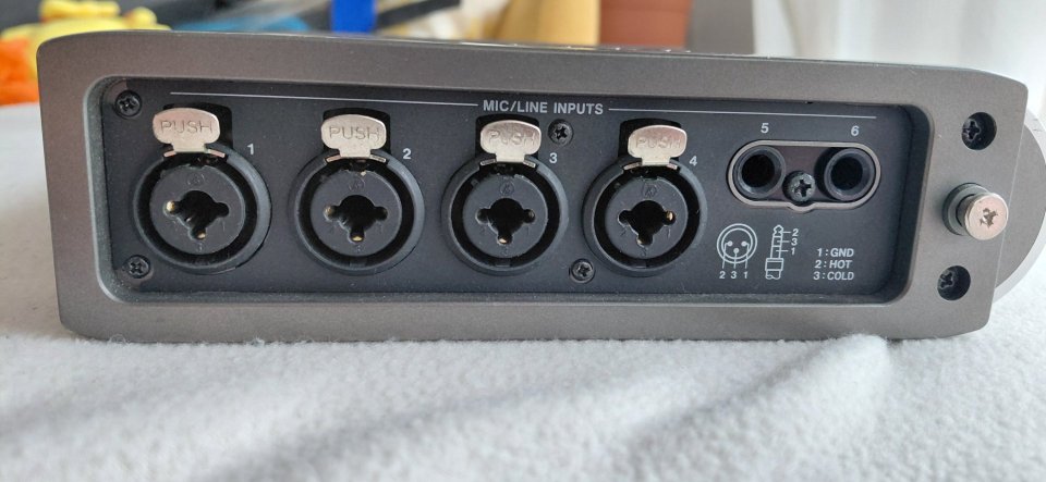 Grabadora Multicanal Tascam DR-680