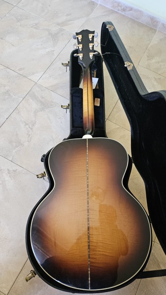 Gibson SJ-200 del 2016