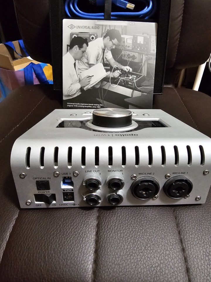 Apollo Twin USB (Windows) en excelente estado Universal Audio RESERVADA