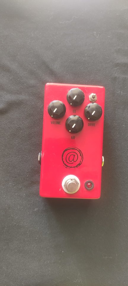 pedal de overdrive/distorsión JHS The AT (Andy Timmons Signature) Versión 1 de segunda mano · Foto 1 de 5 · Barcelona · 145 €