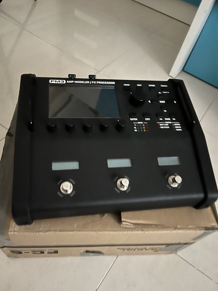 Fractal FM3 de segunda mano · Foto 2 de 3 · Granada · 850 €