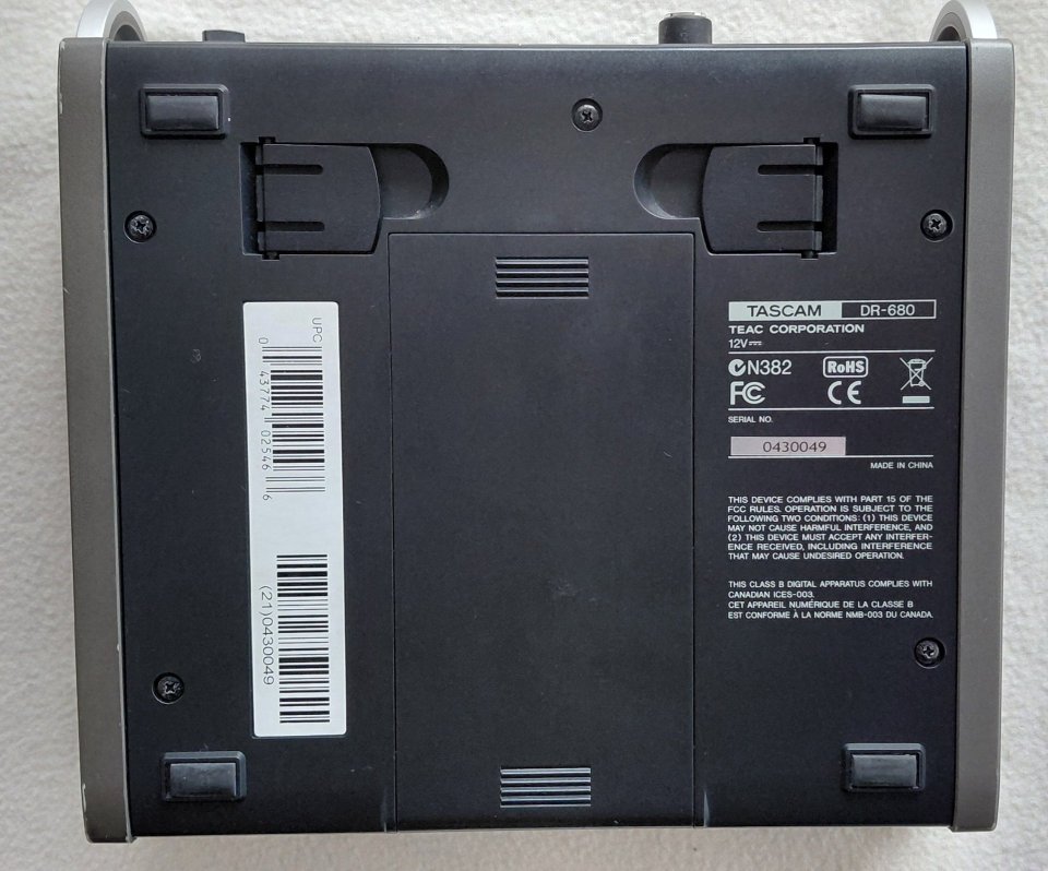 Grabadora Multicanal Tascam DR-680