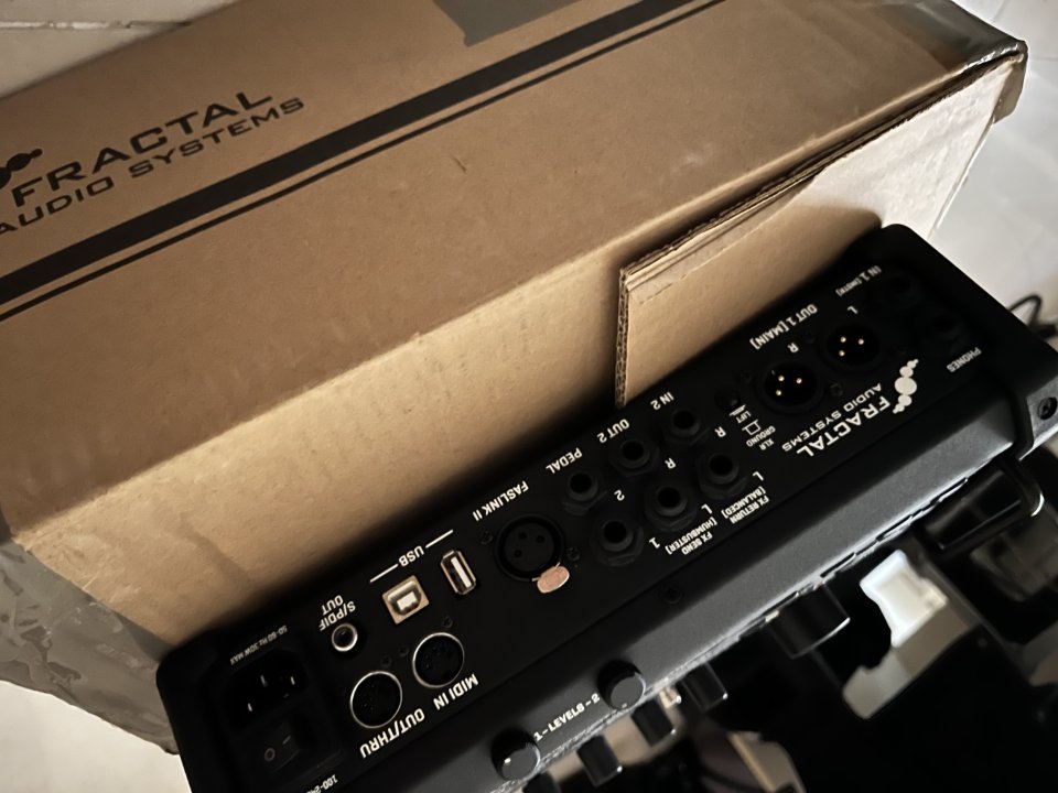 Fractal FM3 de segunda mano · Foto 3 de 3 · Granada · 850 €