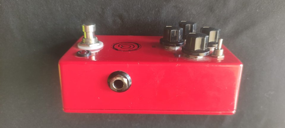 pedal de overdrive/distorsión JHS The AT (Andy Timmons Signature) Versión 1 de segunda mano · Foto 4 de 5 · Barcelona · 145 €
