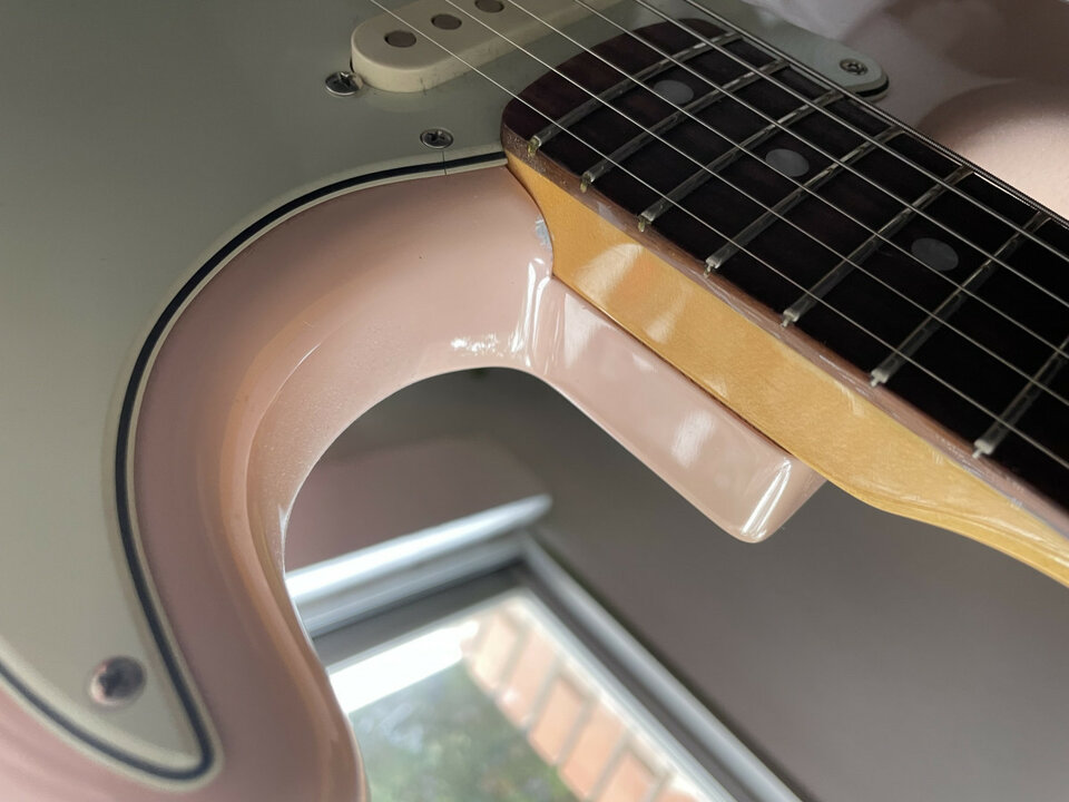 Fender American Original 60s Stratocaster Shell Pink de segunda mano · Foto 4 de 4 · Madrid · 1899 €