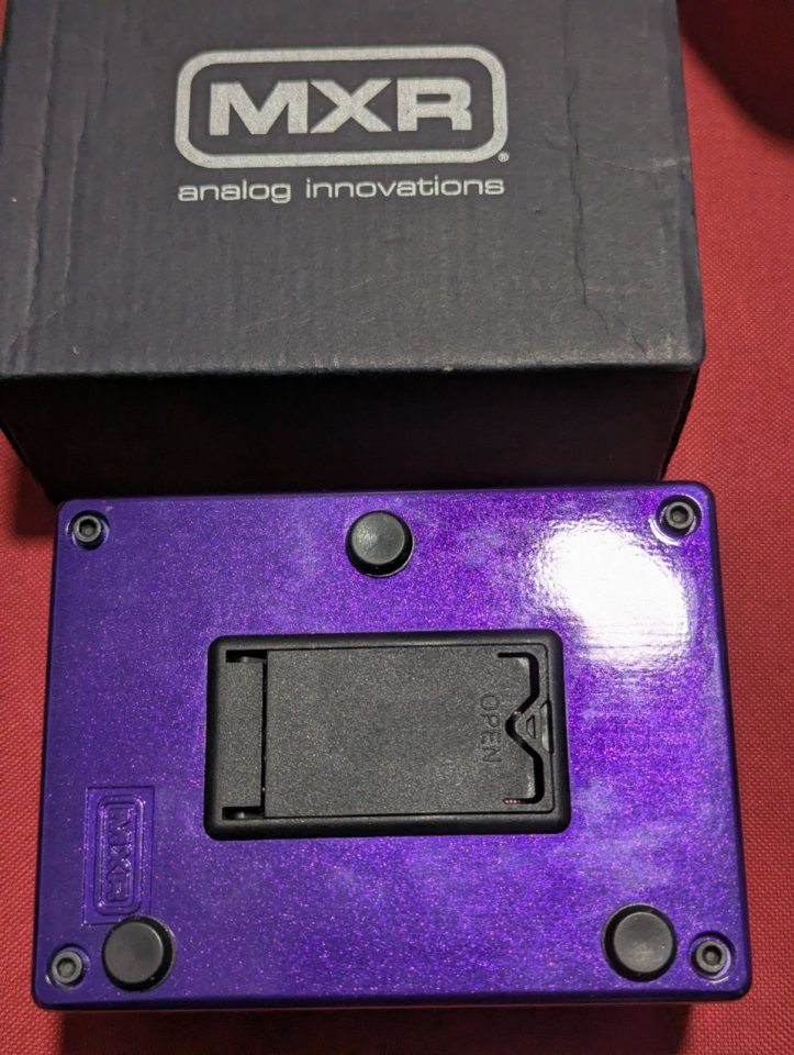 Mxr sub machine fuzz octave con caja