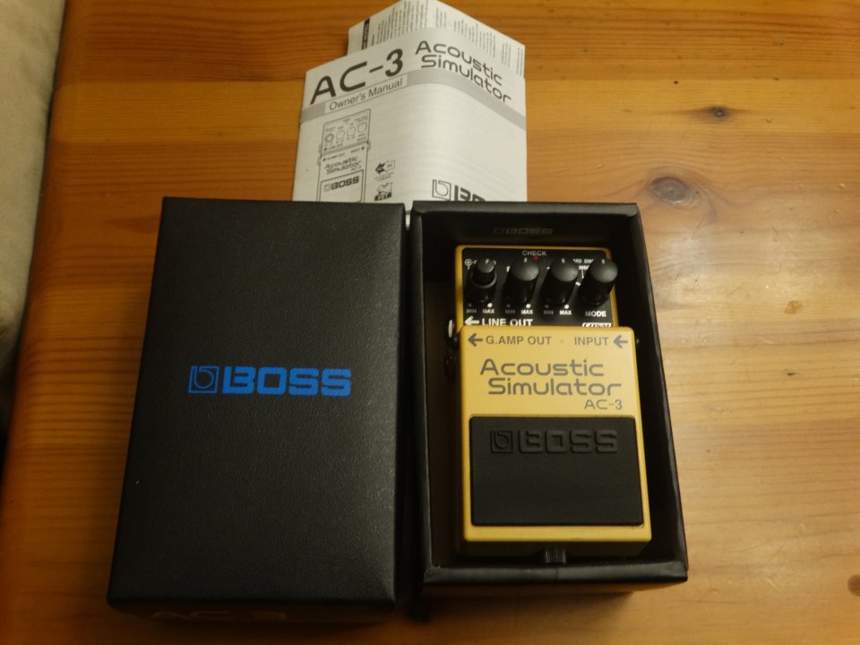 BOSS AC-3 Simulador de acústica para guitarra electrica de segunda mano · Foto 2 de 6 · Madrid · 80 €