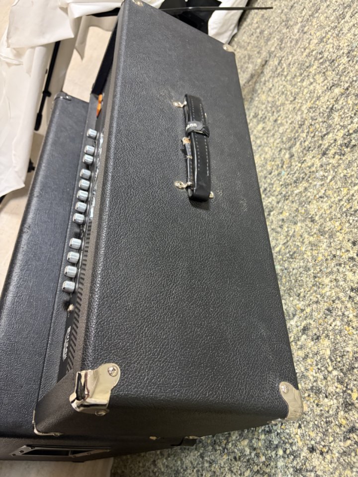 Cabezal Crate BV120H de segunda mano · Foto 2 de 6 · Toledo · 400 €