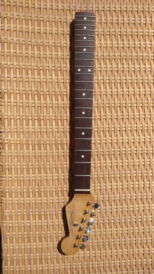 Mástil Strat 60s pero con 9.5´´