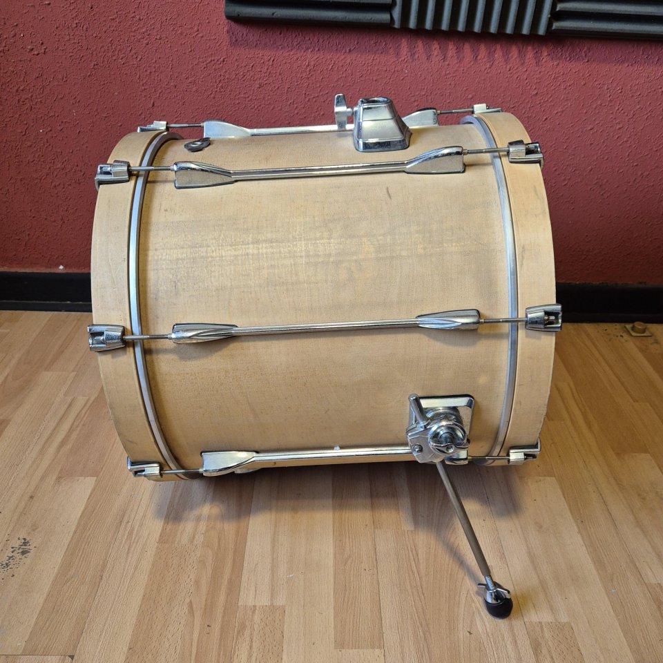 Bombo 20" TAMA Superstar de segunda mano · Foto 3 de 9 · Cantabria · 250 €
