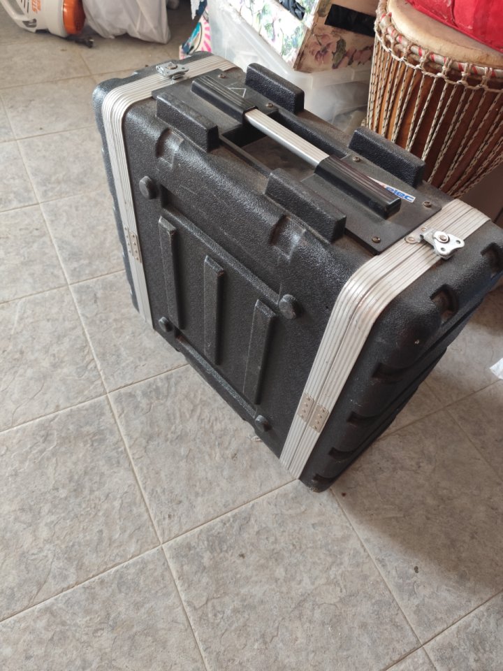 Fractal Audio Axe FX III Mark I + Flightcase (o CAMBIO por FM3) de segunda mano · Foto 6 de 7 · Murcia · 1800 €