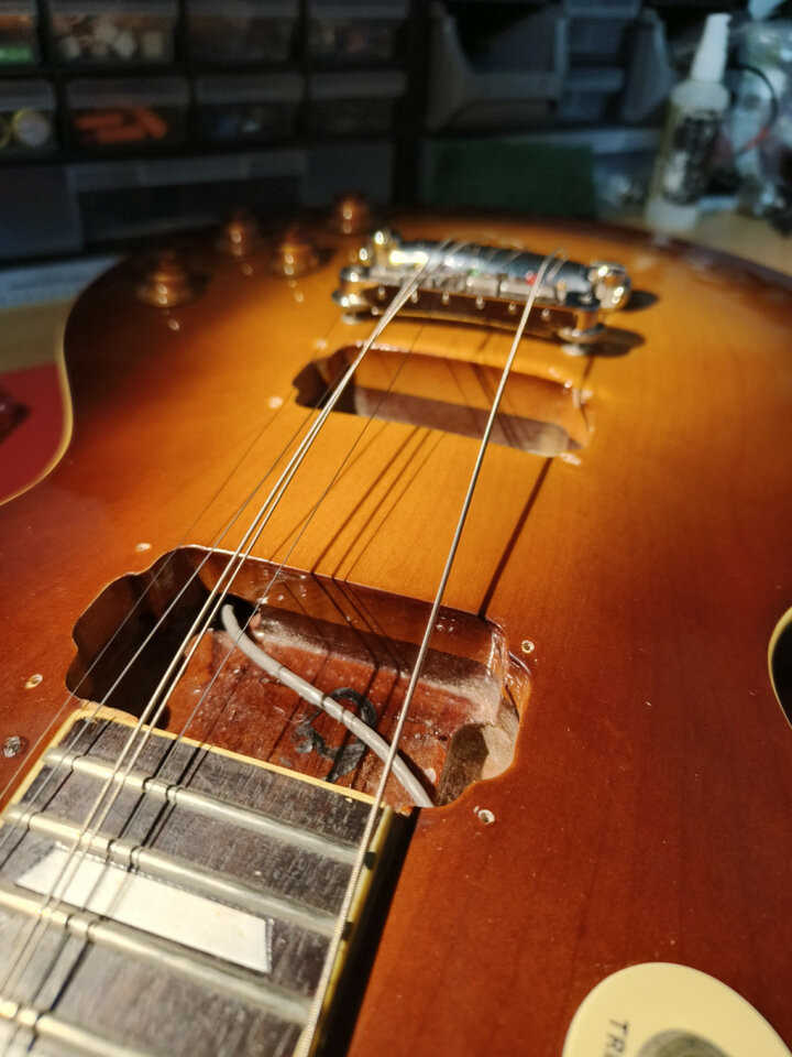 O CAMBIO kaman gtx 36 les paul standard