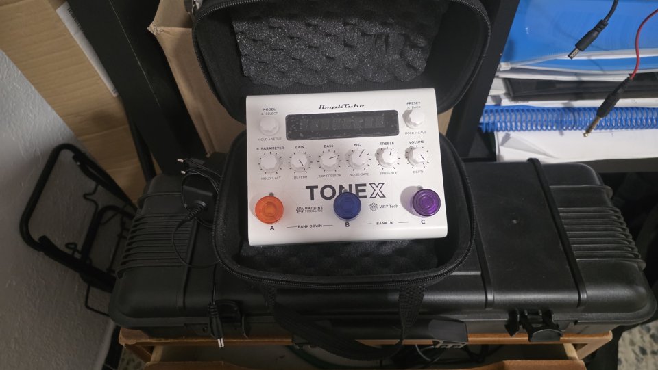 Tonex pedal White Anniversary edt. de segunda mano · Foto 1 de 2 · Madrid · 289 €
