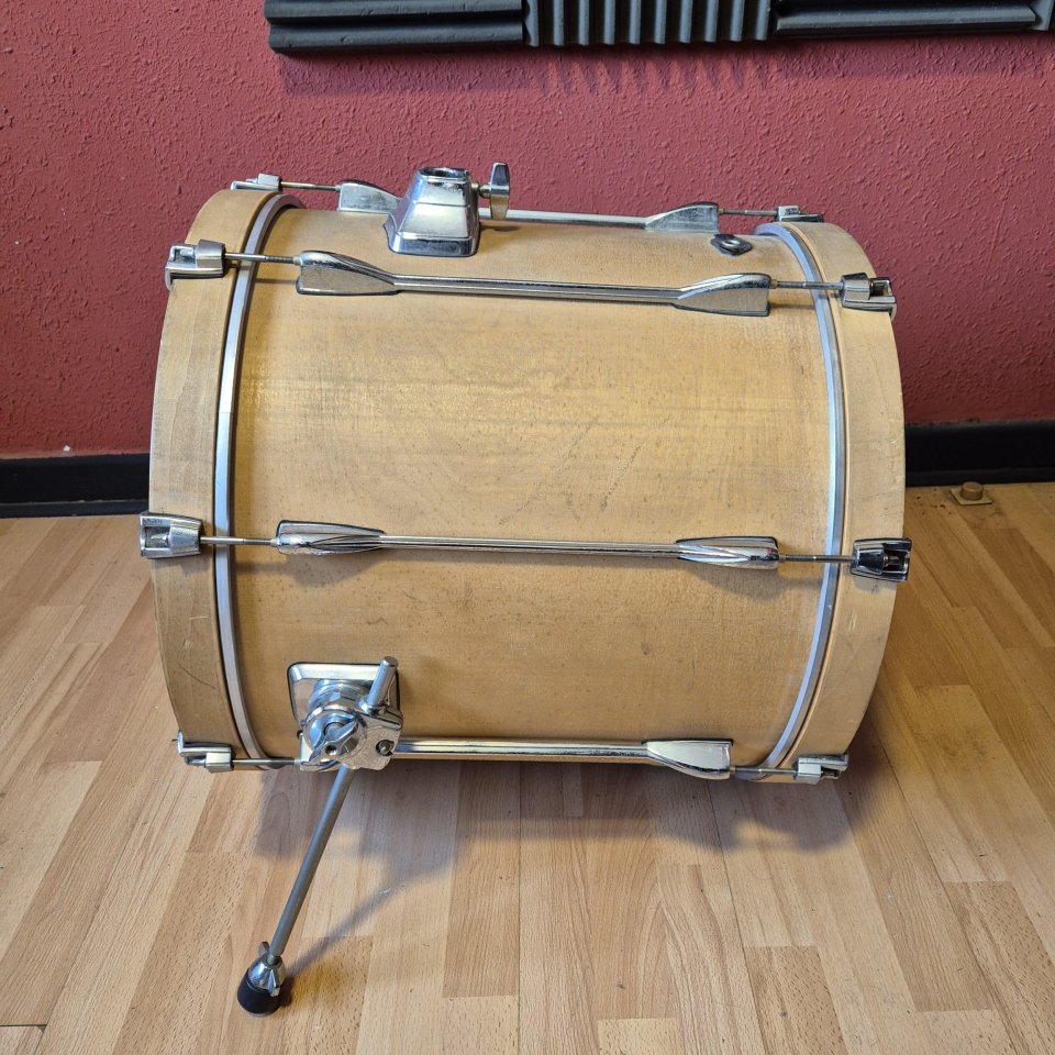 Bombo 20" TAMA Superstar de segunda mano · Foto 4 de 9 · Cantabria · 250 €