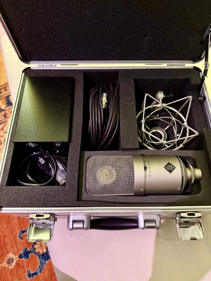 Micrófono Neumann M149 de segunda mano · Foto 1 de 7 · Barcelona · 3100 €