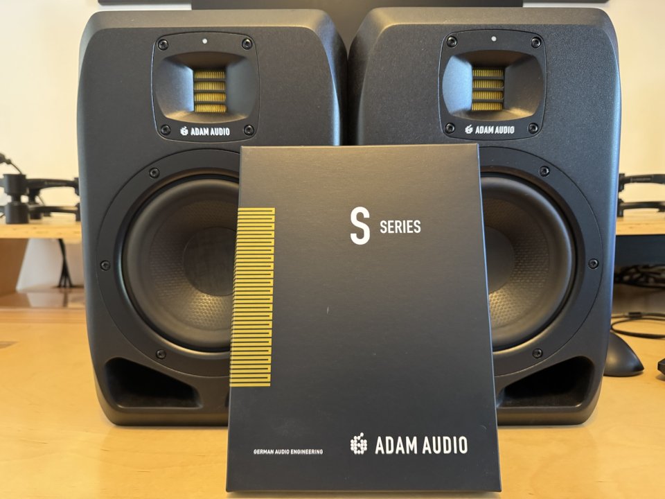 ADAM Audio S2V de segunda mano · Alicante · 750 €