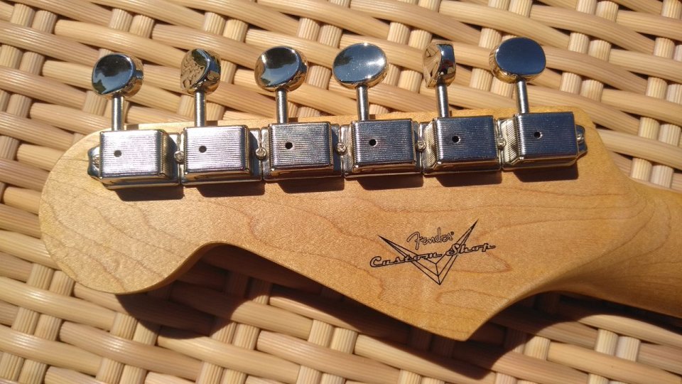 Mástil Strat 60s pero con 9.5´´