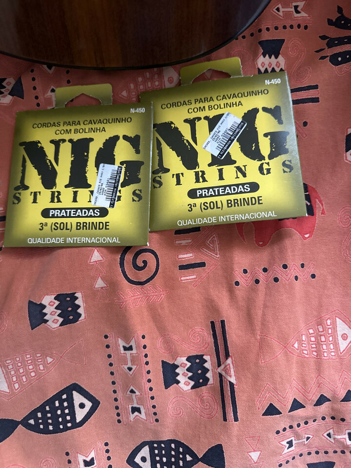 Cavaquinho Rozini Electrificado