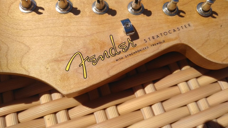 Mástil Strat 60s pero con 9.5´´
