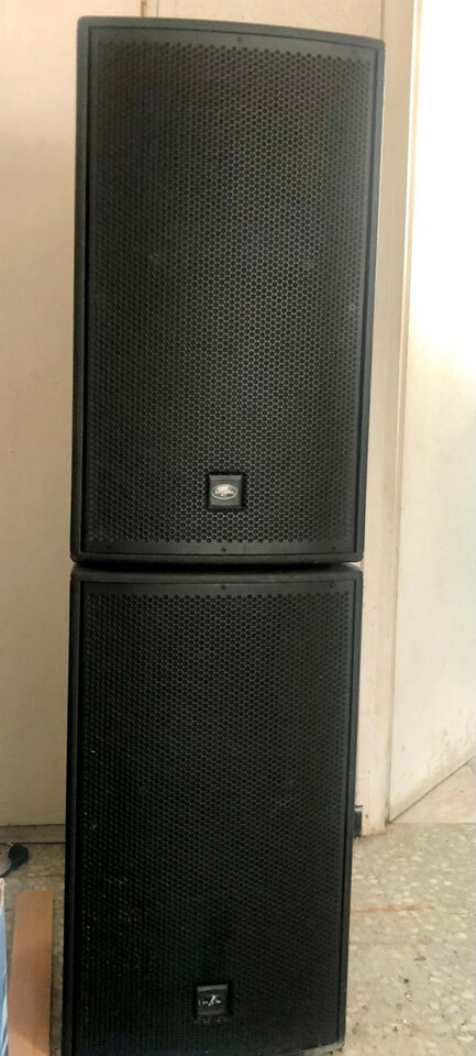 D.A.S.  Action 15 . Pareja de Bafles pasivos