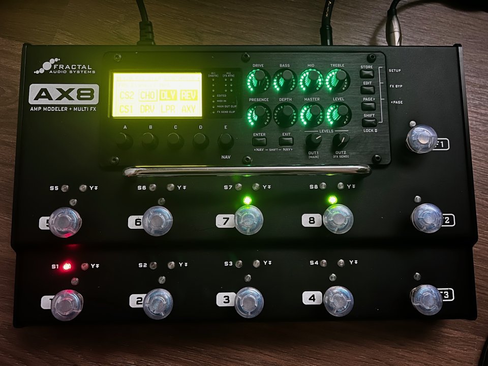 SOLO HOY - VENDO/CAMBIO Fractal AX8 perfecto estado ENVÍO INCLUIDO