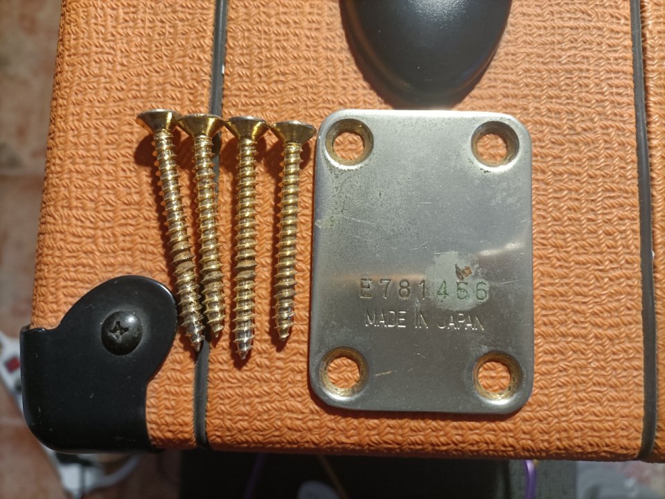 Despiece Antoria (Ibanez) 70's les Paul Deluxe 59'er : mastil,cuerpo,piezas varias... de segunda mano · Foto 9 de 10 · Alicante · 80 €
