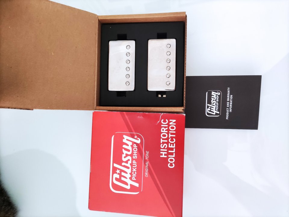Custombuker gibson de segunda mano · Foto 1 de 3 · Sevilla · 400 €