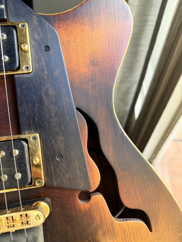 Moffa Lorraine semi hollow de segunda mano · Foto 7 de 10 · Barcelona · 7000 €