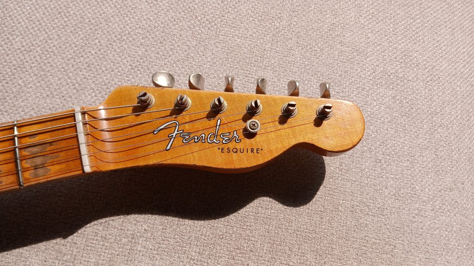 Fender Custom Shop Limited Roasted Pine Double Esquire Telecaster 2019 de segunda mano · Foto 6 de 10 · Navarra · 3800 €