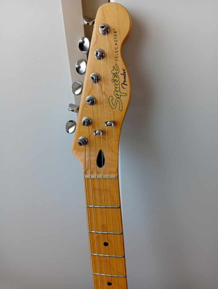 Squier telecaster cabronita con bigsby de segunda mano · Foto 3 de 5 · Burgos · 295 €
