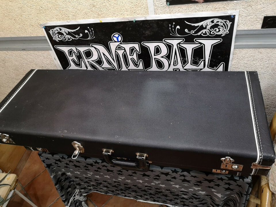 PRS Multi-Fit Hard Guitar Case.22/24 trastes