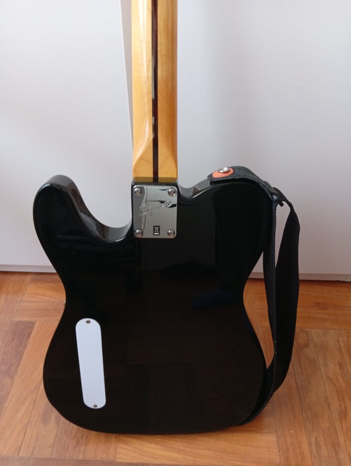 Squier telecaster cabronita con bigsby de segunda mano · Foto 5 de 5 · Burgos · 295 €