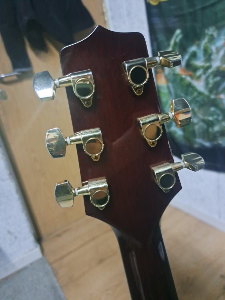 Takamine EG-430WR S de segunda mano · Foto 7 de 7 · Madrid · 400 €