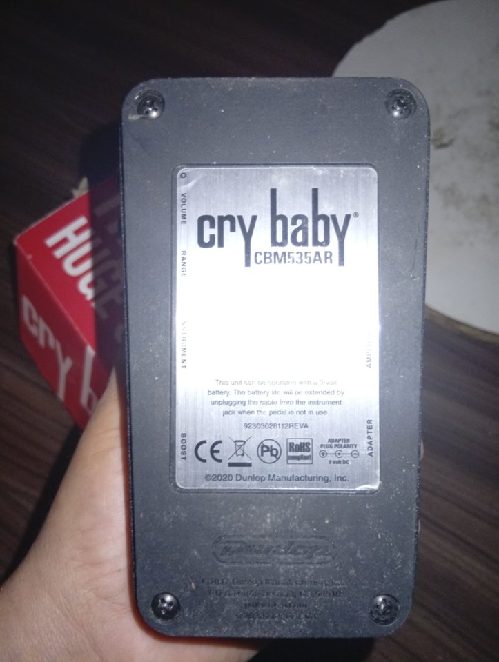 Pedal crybaby de segunda mano · Foto 1 de 2 · Valencia · 80 €