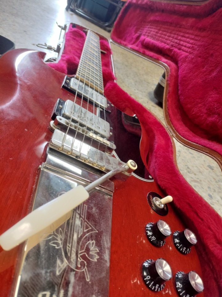 Gibson SG 61 maestro vibrola de segunda mano · Foto 2 de 3 · Araba · 1900 €