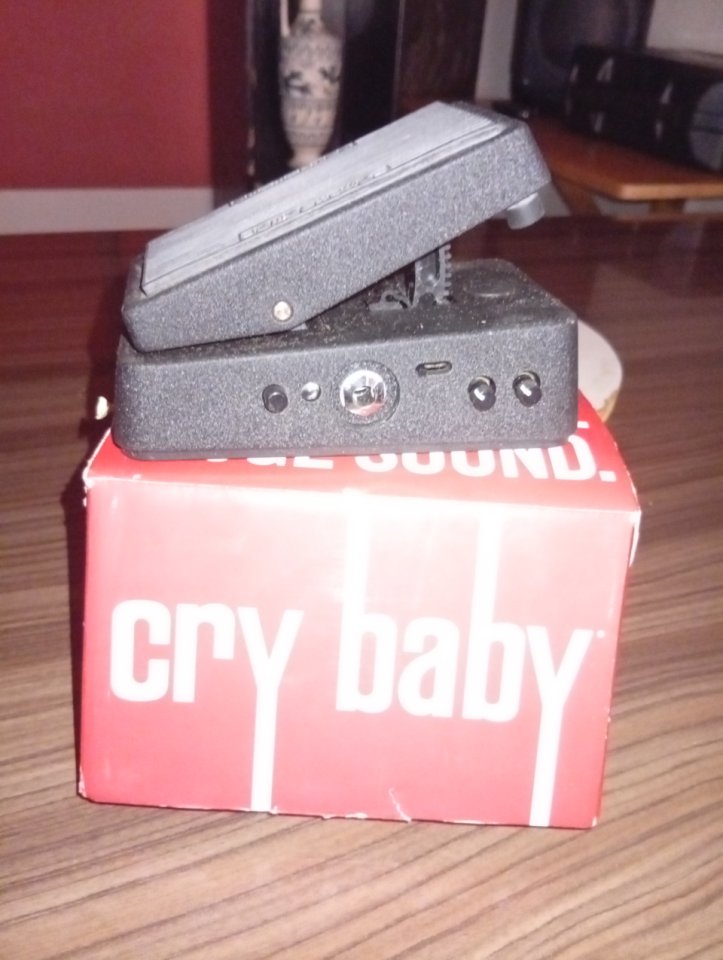 Pedal crybaby de segunda mano · Foto 2 de 2 · Valencia · 80 €