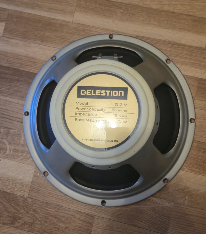 Celestion creamback 16ohm de segunda mano · Foto 1 de 2 · Soria · 110 €