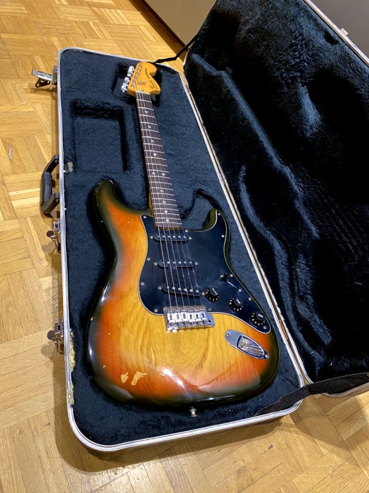 *RESERVADA* Fender Stratocaster '79 ¡3,6kg!