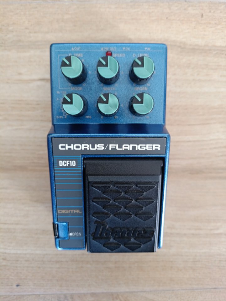 Ibanez DCF-10 Digital Chorus/Flanger – Fabricado en Japón (Años 80)