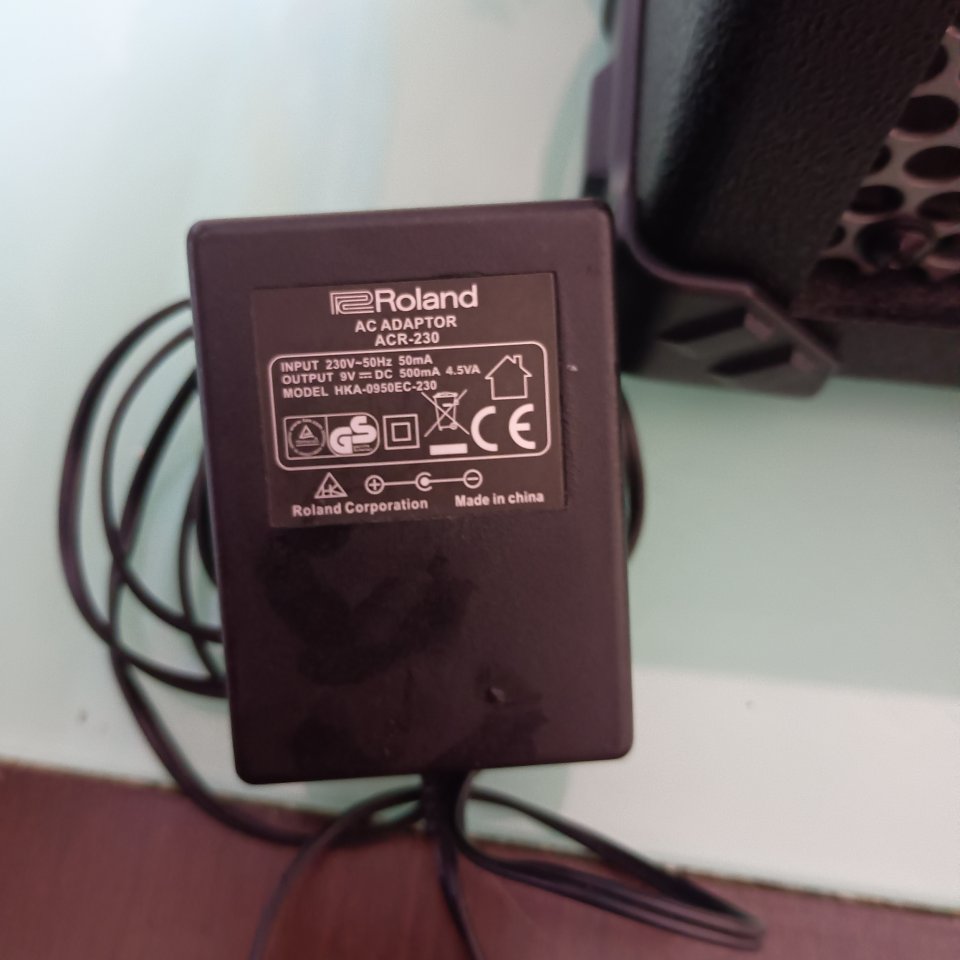Roland Micro Cube de segunda mano · Foto 8 de 9 · Málaga · 90 €