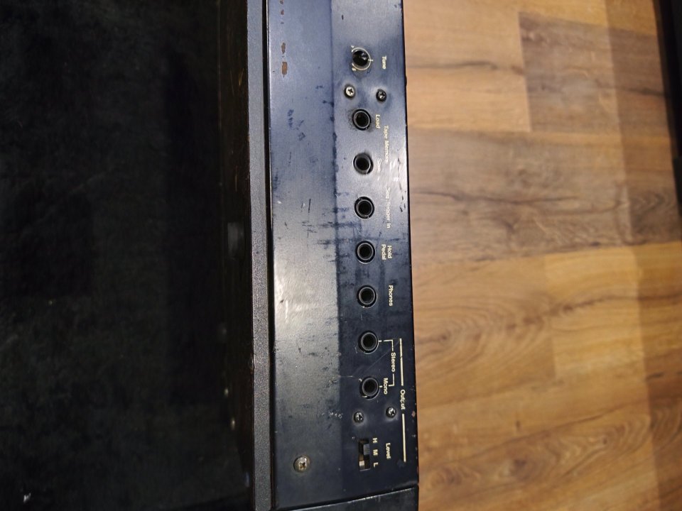 Roland JX-3P Sintetizador Analógico Vintage + Flight Case (para reparar)