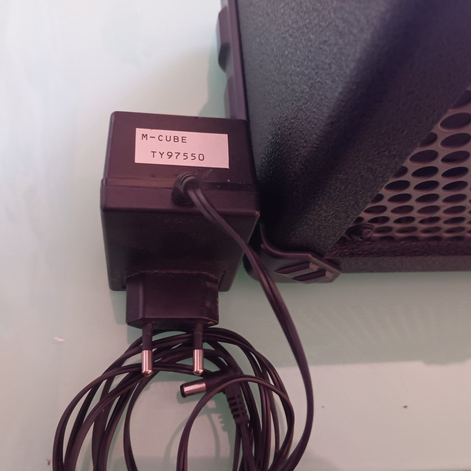 Roland Micro Cube de segunda mano · Foto 9 de 9 · Málaga · 90 €