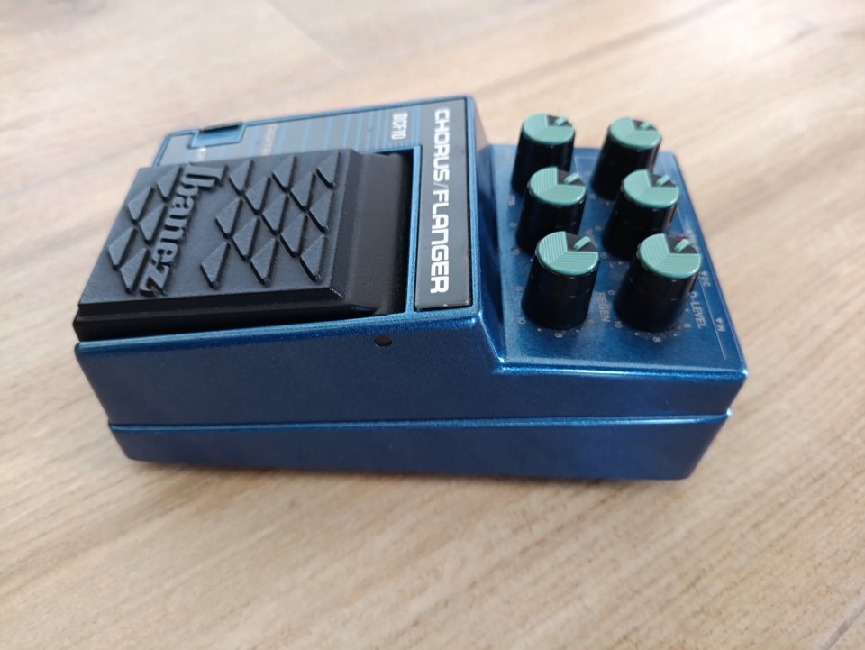 Ibanez DCF-10 Digital Chorus/Flanger – Fabricado en Japón (Años 80)