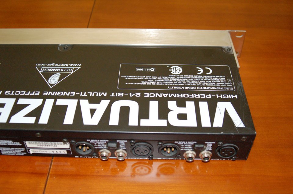 Behringer Virtualizer PRO DSP2024P Multiefectos