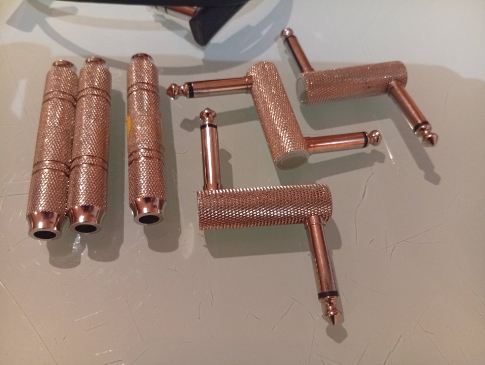 Cables y conexiones TRS MIDI, XLR etc de segunda mano · Foto 2 de 5 · Bizkaia · 20 €